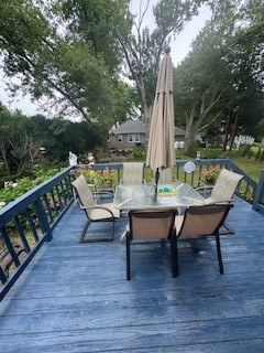 Deck with outdoor furniture