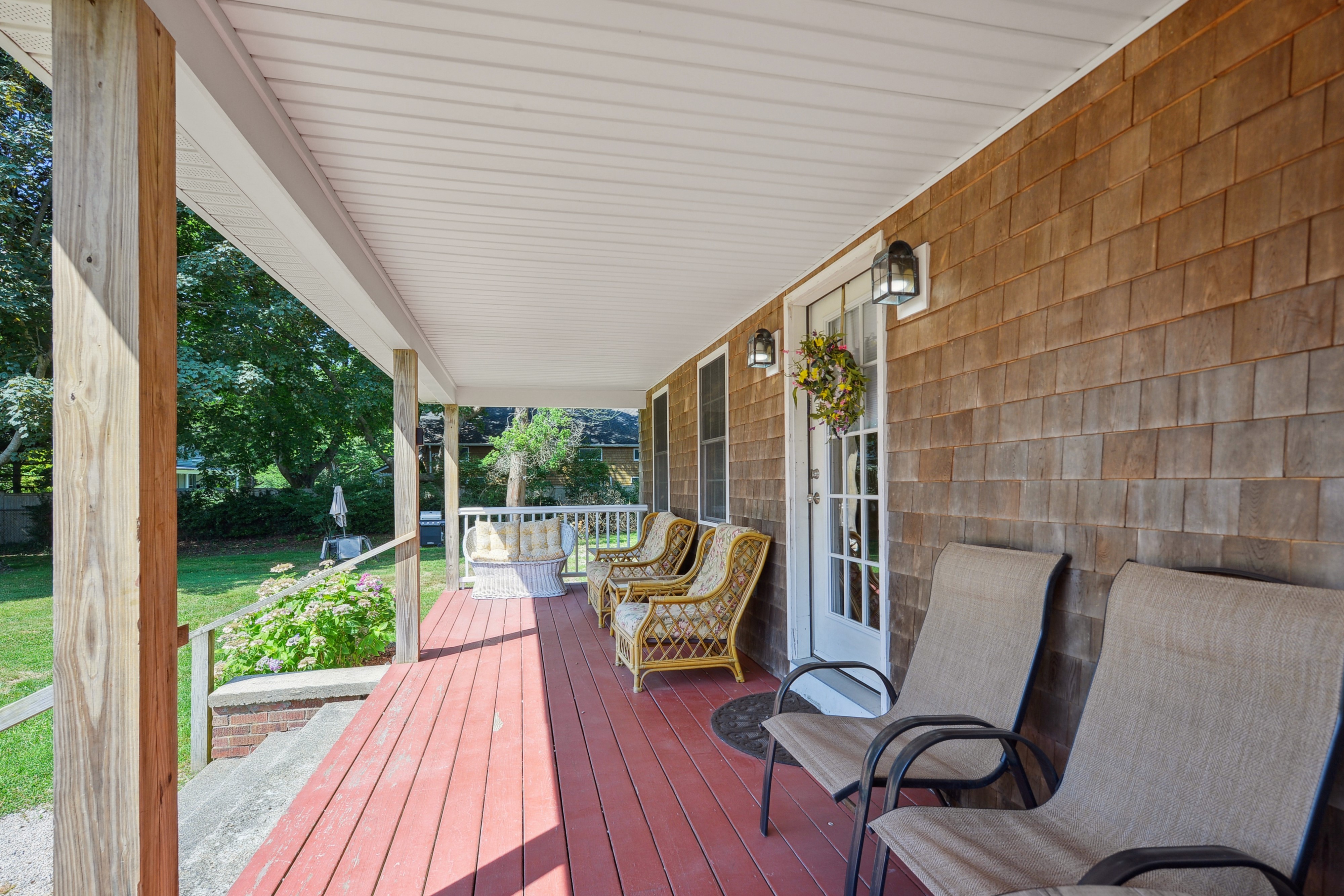 FRONT PORCH-RESIZE-2MB